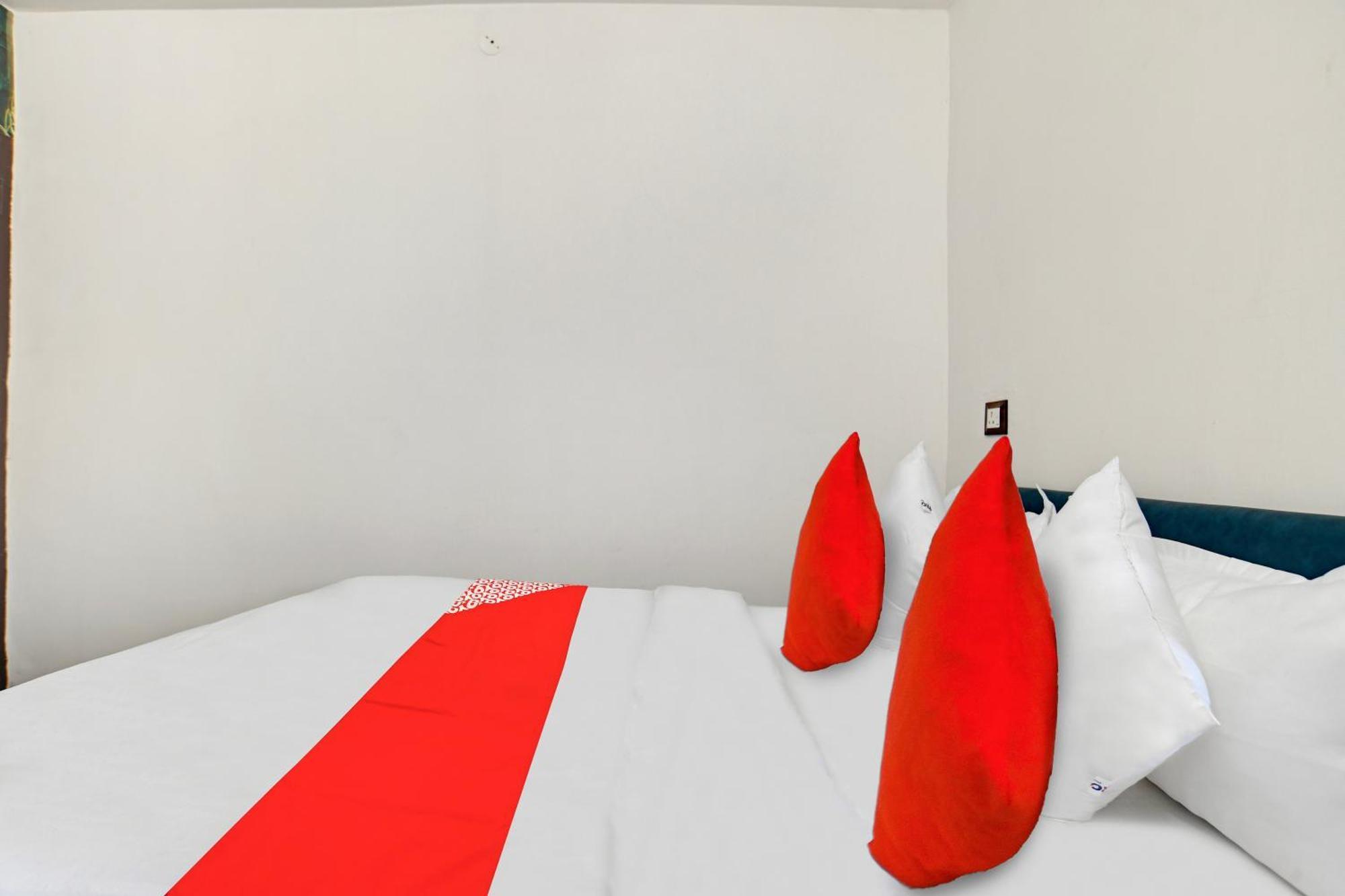 Oyo Flagship Hotel Shree United Індаур Екстер'єр фото