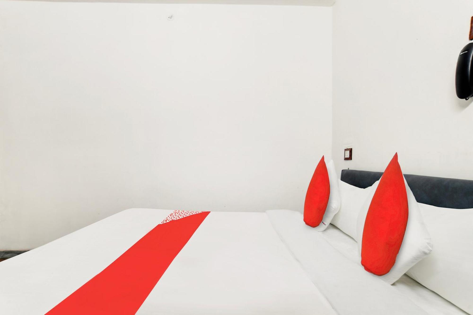 Oyo Flagship Hotel Shree United Індаур Екстер'єр фото